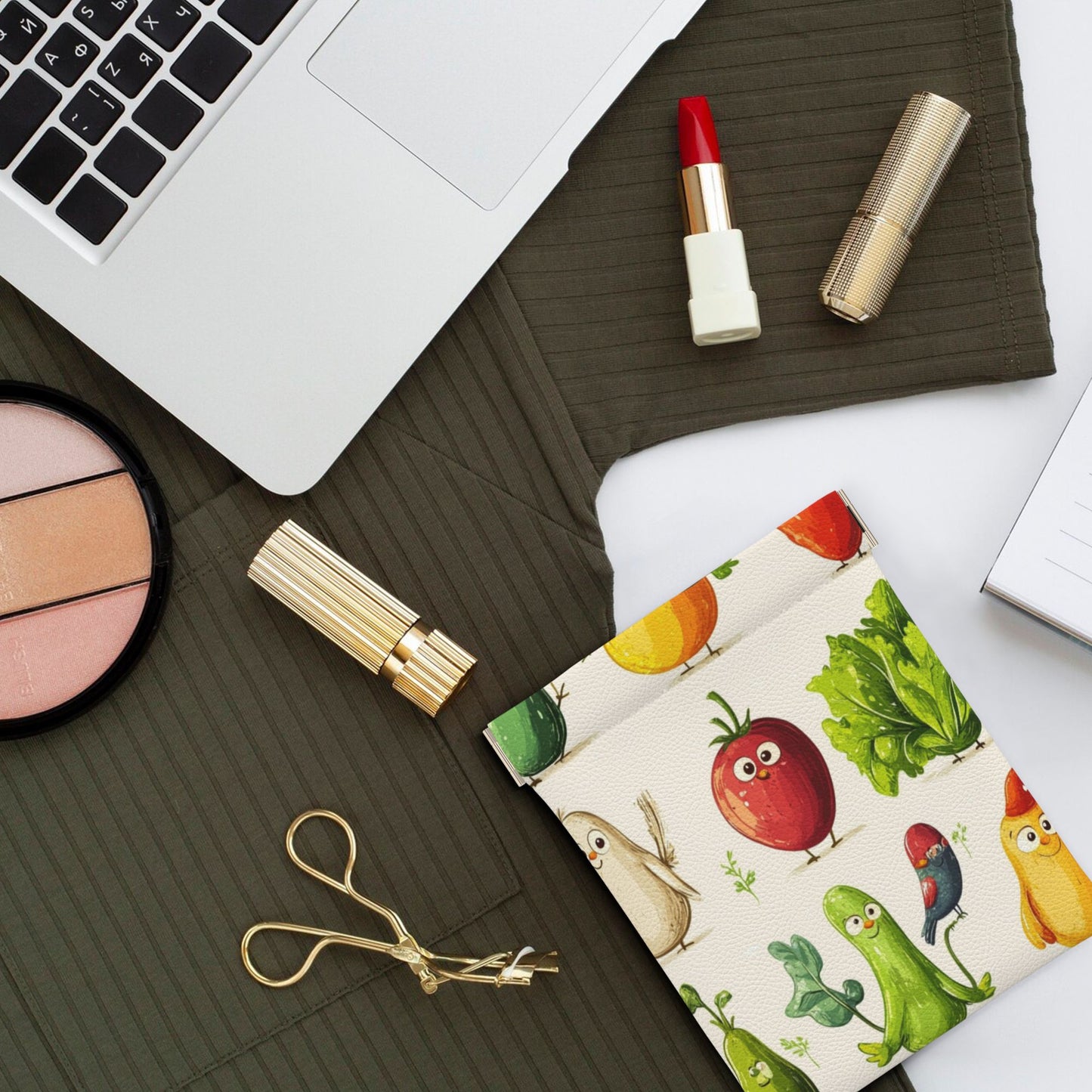 Cartoon Veggie Print Snap Coin Purse (10×11cm) – PU Leather Mini Pouch with Spring Frame Closure, Cute Pocket-Sized Holder for Coins & Small Items